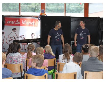 Scholenwedstrijd strapdag nu open!